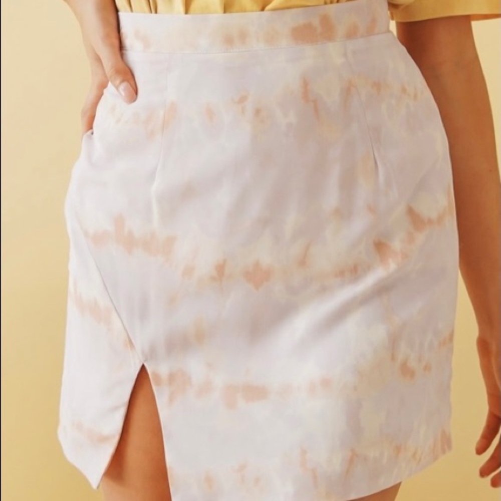 NWT VERGE GIRL SKIRT